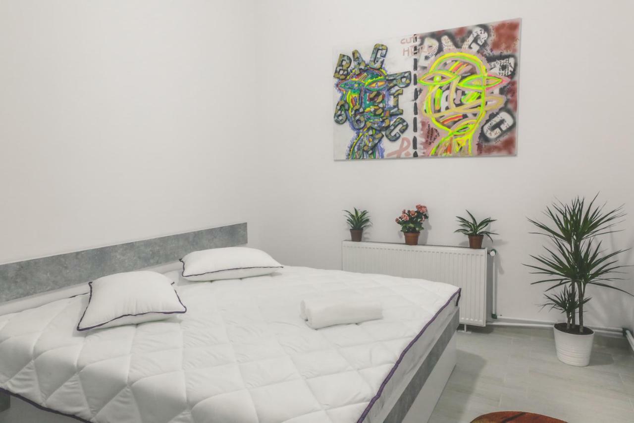 Victoria Duplex Apartament Apartman Bukarest Kültér fotó