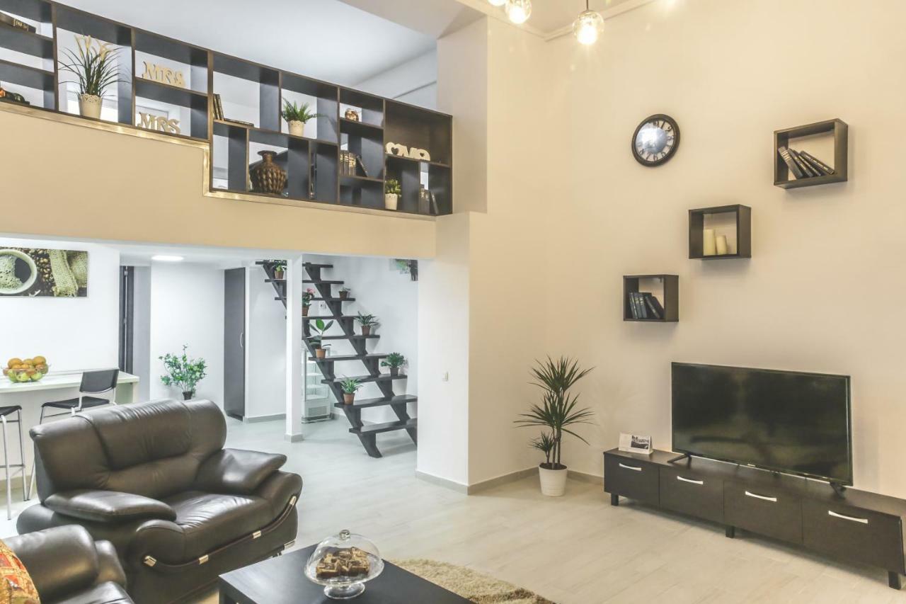 Victoria Duplex Apartament Apartman Bukarest Kültér fotó