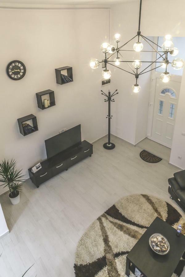 Victoria Duplex Apartament Apartman Bukarest Kültér fotó